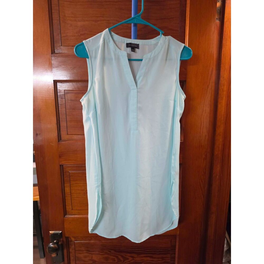 The Limited Women's XS Baby Blue Sleeveless Tunic Blouse Split Neck